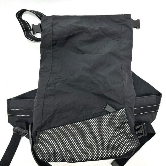 BOTTEGA VENETA body bag bag waist pouch Waist Pouch Nylon Black - Picture 12 of 15